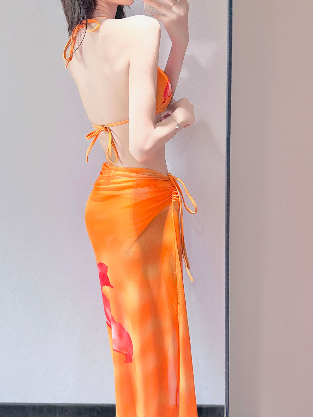 Traje de baño con estampado naranja tailandés para mujer, nueva falda sexy europea y americana, bikini, falda larga de tres piezas, falda de gasa con cordones