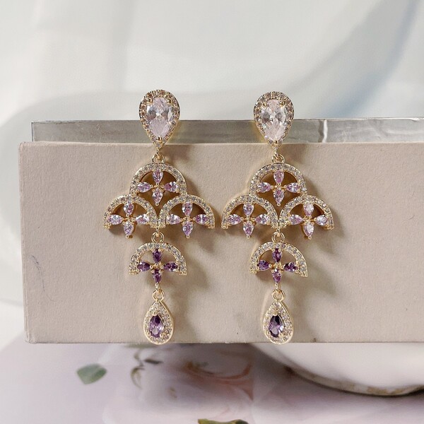 fashionable three dimensional earrings drop-shaped with zircon