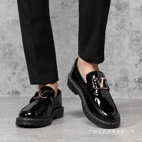 New Spring Slip-on Men's Soft Sole Casual Fashionable Durable Breathable Height Increasing Shoes