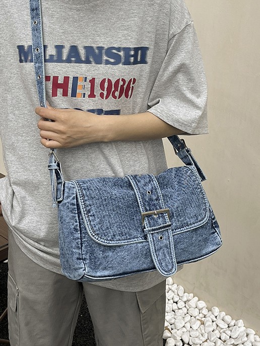 Transfronterizas nuevas tendencias de hombro, bolsos de mano de mujer retro versátil, bolsos de mano de alta calidad, bolsos de vaqueros portátiles bajo las axilas