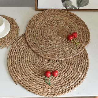家用手工编织餐垫日式田园隔热茶杯垫子餐桌茶几草编圆形蒲草餐垫