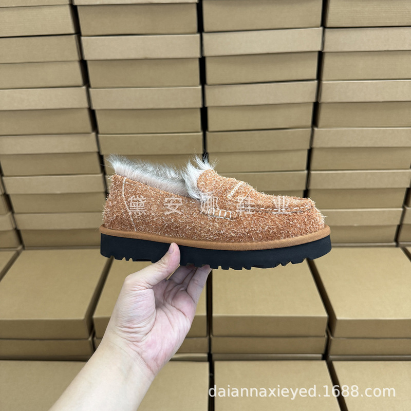 Henan Sanpo 2026 New Model Slip-On Women's Wool Loafers, Fashionable, High-End, Versatile for Daily Commuting, Snow Boots