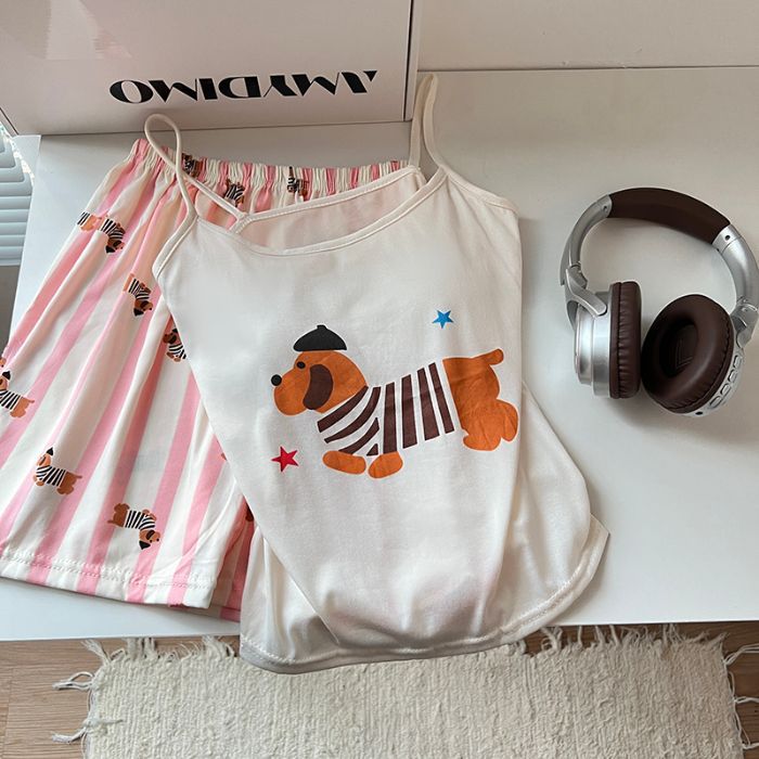 Dulce niña Kitty cojín para el pecho cabestrillo lindo pijama mujer verano 2025 nuevo traje de pantalones cortos a rayas ropa de casa