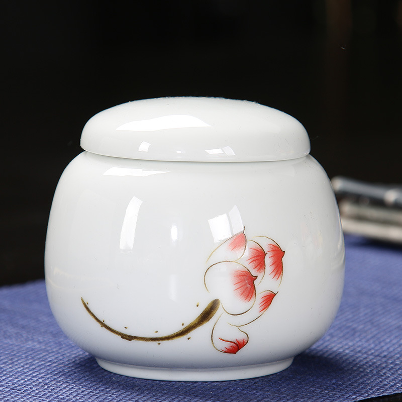 세라믹 커버는 배치될 준비가 되어 있습니다.