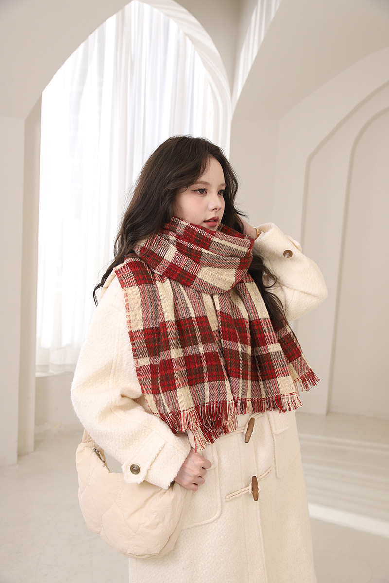 Red scarf women's winter 2024 new Korean version New Year's warm couple Christmas gift checkered pattern_voghion.com