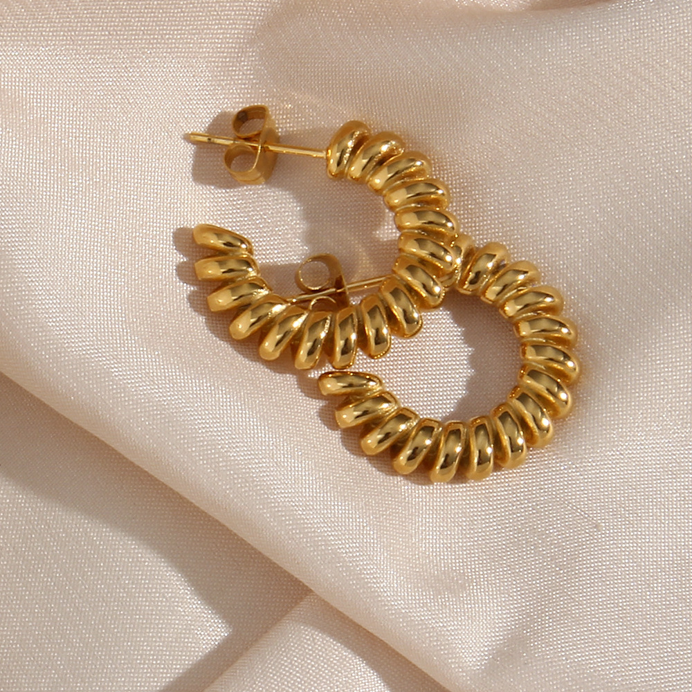 Fashion C Shape Stainless Steel Hoop Earrings Plating Stainless Steel Earrings