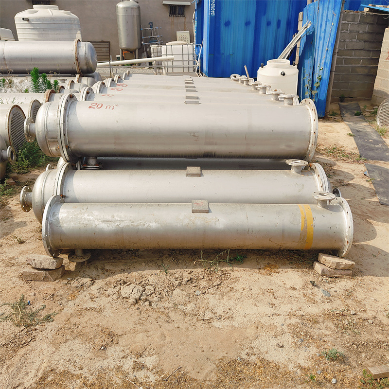 供应二手冷凝器 列管式冷凝器 40平方真空冷却设备