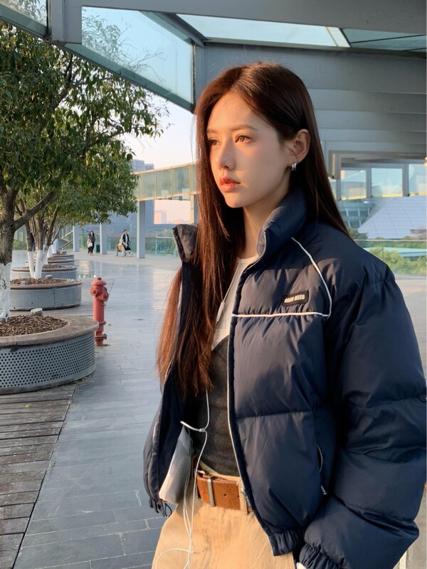 mm Navy Blue Embroidered Women's Down Jacket 25 Autumn/Winter 90% White Duck Down Coat Wholesale Foreign Trade