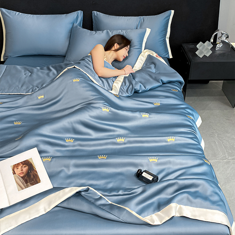 란 페인팅-크라운-벤틀리 블루