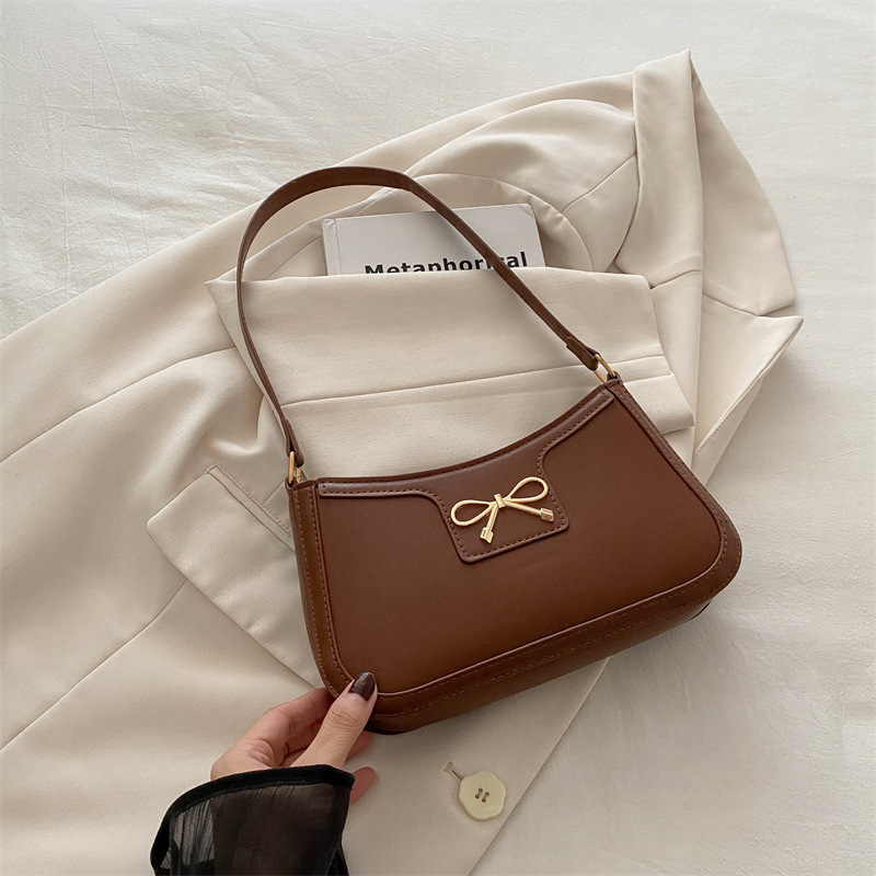 Bolsos de brazo de alta calidad versátil bolsos de mujer 2024 nueva moda bolsos de hombro portátiles bolsos de estilo extranjero