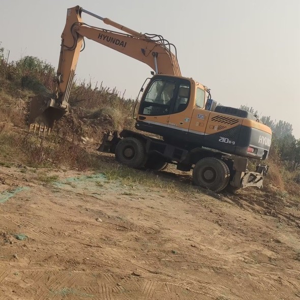 Vehículo de movimiento de tierras usado Hyundai 210 - 9 Excavadora barato con vídeo e imágenes