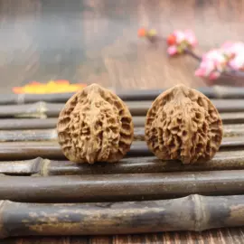 美发梳;木质工艺品;经络保健器材