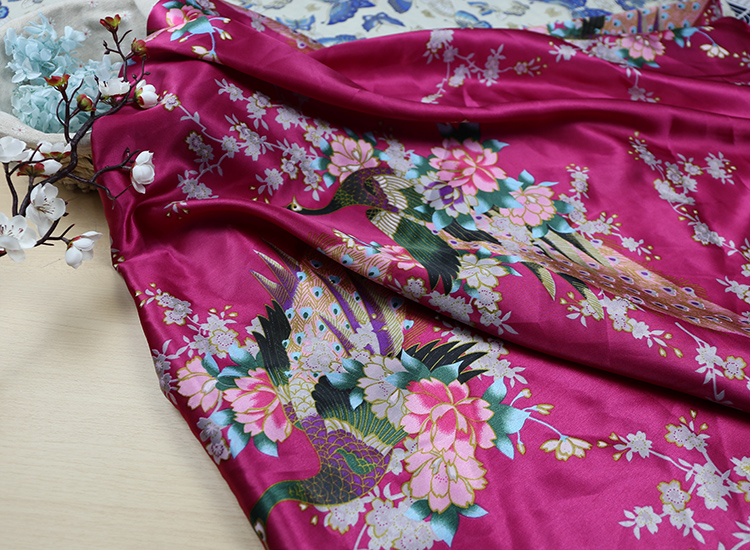 tela de seda impresa de flores tela de seda ropa antigua tela de prenda de ropa china tela de impresión de flores de plantas DIY