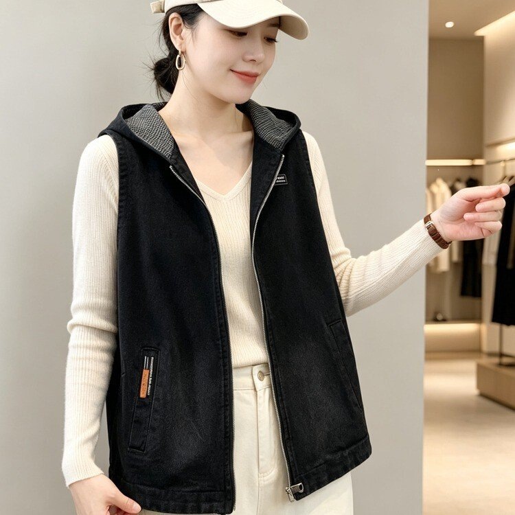 Women's Hooded Washed Denim Vest, Spring and Autumn Plaid Lined Zipper Loose Casual Mom's Vest, Wholesale Supply Women's Hooded Washed Denim Vest, Spring and Autumn Plaid Lined Zipper Loose Casual Mom's Vest, Wholesale Supply
