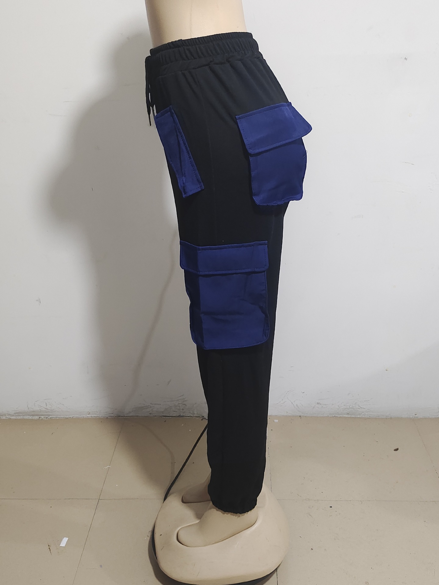 Ropa de mujer Mono vaquero de cintura alta con bolsillos grandes y estilo urbano para mujer_voghion.com