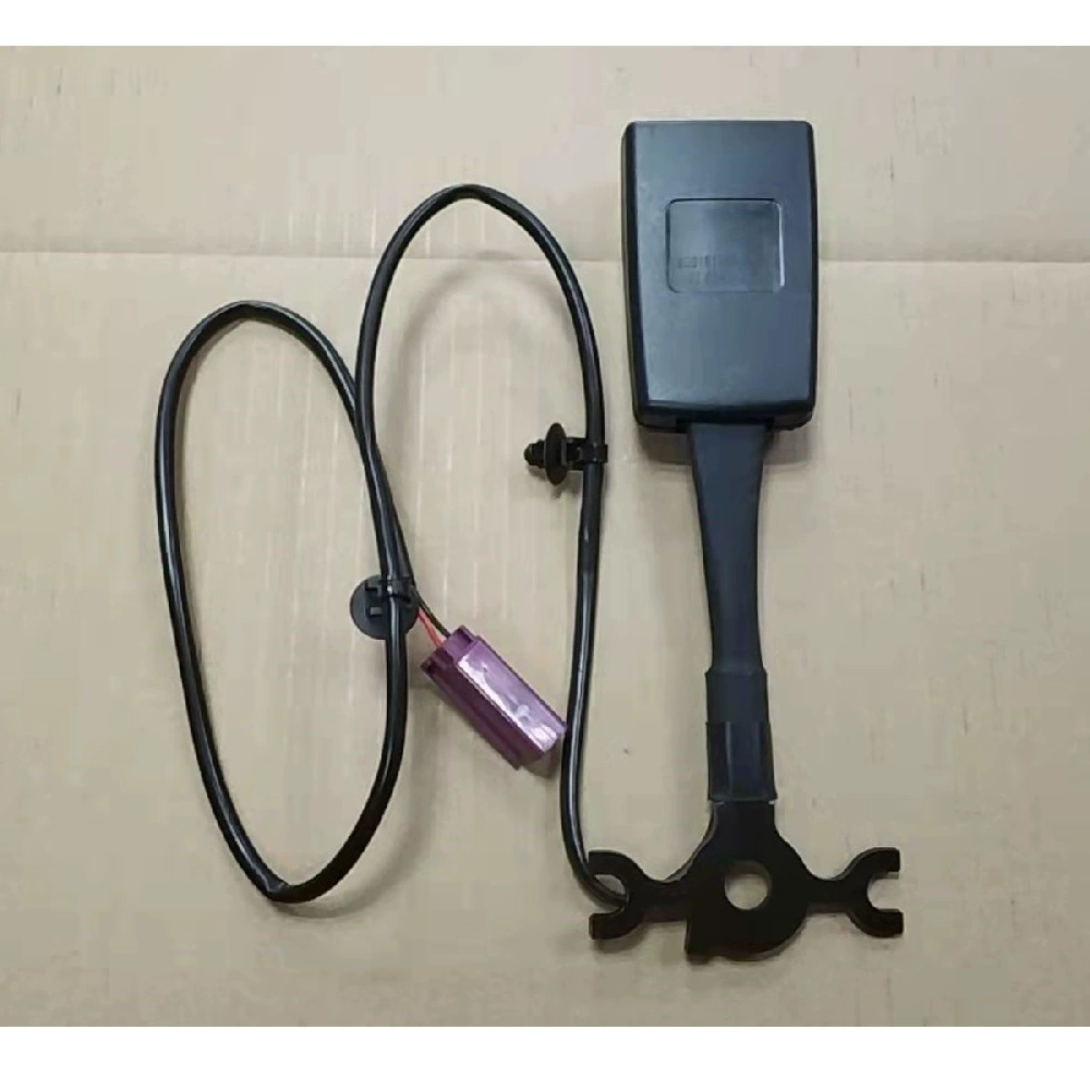 Подходит для черной пряжки ремня безопасности Ford Winging 8G9161208CB3YYW 8G91613K21AC37-TC