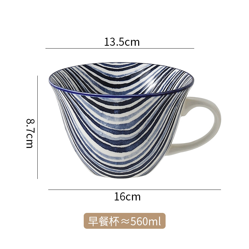 Hermosas tazas de Navidad pintadas a mano creativas lindas tazas de cerámica esmaltadas con tazas de dibujos animados de color con cucharas tazas de desayuno