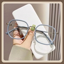 小红书同款奶白摩卡黑眼镜近视女可配度数方形防蓝光圆脸眼睛大方