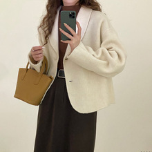 PLUS����nϵ���|С���L�p����q����Ů���I�߼��ж̿�ë�ش���