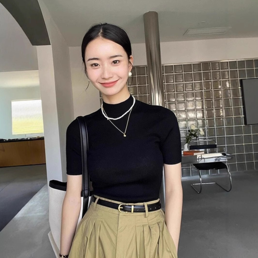 검은 반 높이 목 반소매 스웨터 여성의 여름 어깨 아이스 실크 티셔츠 슬림 핏 슬리밍베이스 중소매 얇은 탑
