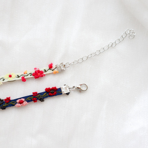Retro braided choker clavicle chain dogwood embroidered flower choker necklace forest style ethnic style short necklace for women
