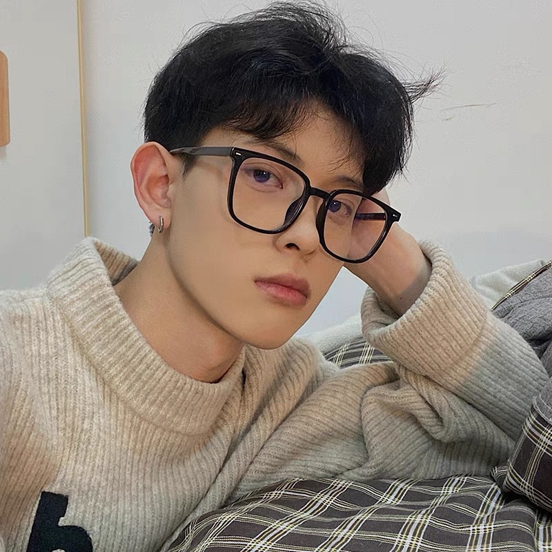 Universal fashionable glasses for leisure for men and women
