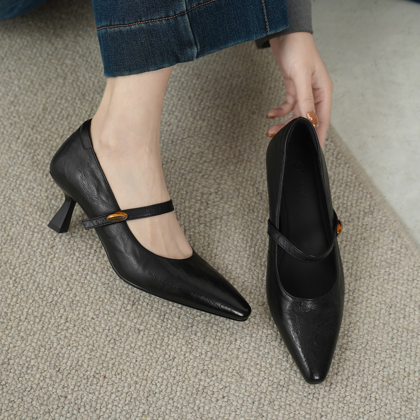 Giày Mary Jane cao gót nữ mũi vuông quai ngang gót nhọn 5.5 cm — màu nâu