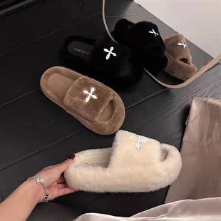 Zhao Rusi's Same Style Mao Mao Slippers Women's 2024 Autumn and Winter New Korean Style Cross Ins Outer Wear Thick Slippers