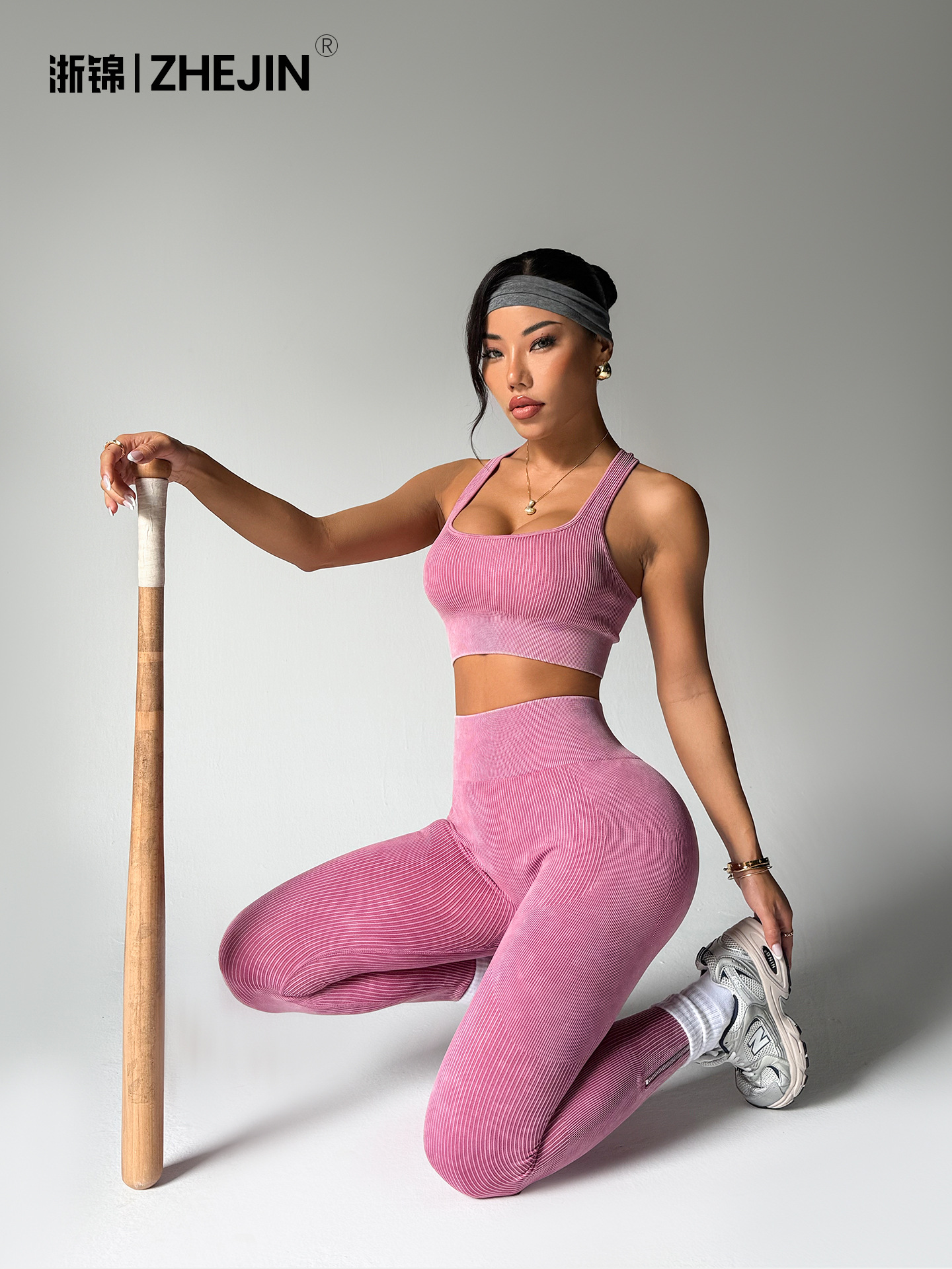 Pantalones deportivos ajustados de estilo europeo y americano, sujetador deportivo, leggings de yoga mate, ropa de fitness, conjunto de yoga.