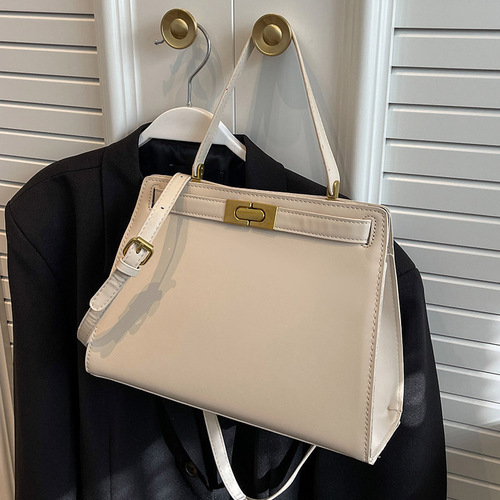 High-end  autumn and winter new fashion crossbody bag portable small square bag bridal bag wedding bag Kelly bag for women