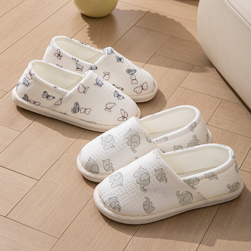 Maternity Confinement Shoes for Women, Summer Thin Printed Breathable Soft Sole Non-Slip Closed-Back Postpartum Slippers for Spring and Autumn
