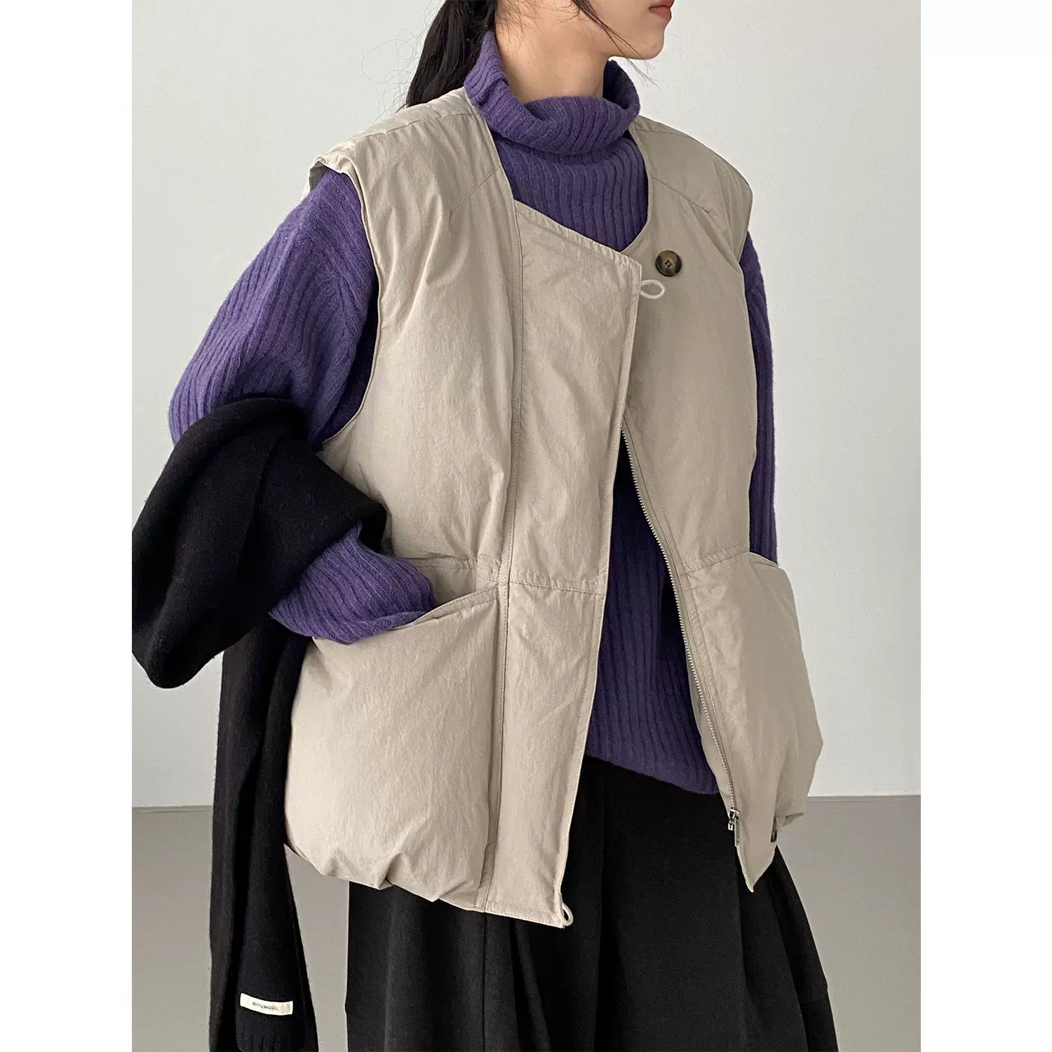 那末 蓬蓬包 90白鸭绒羽绒马甲女日系宽松保暖加厚背心外套6171