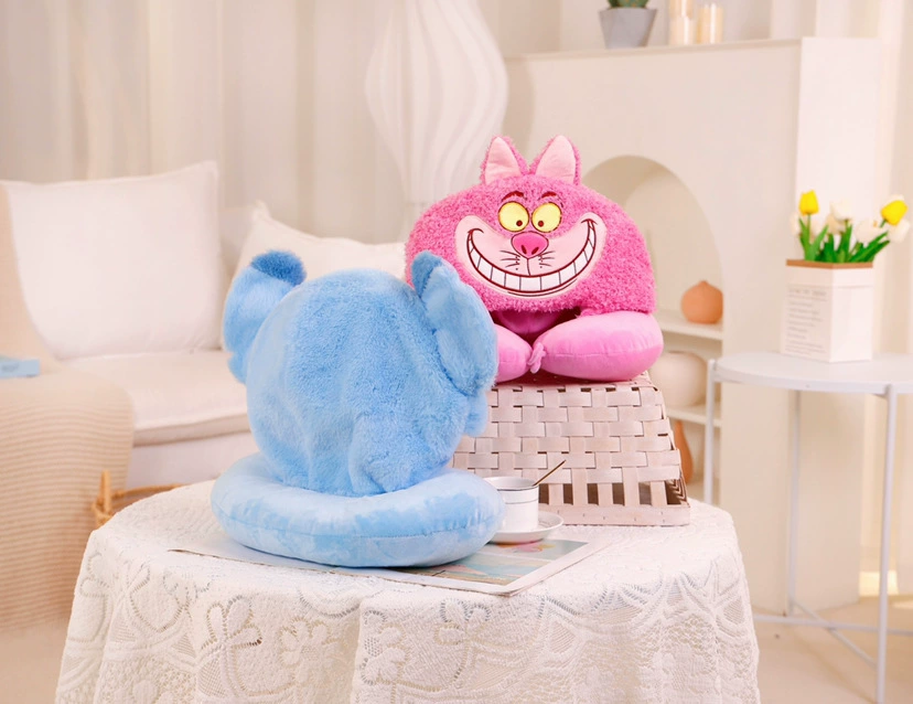 Cartoon windproof pillow for friend with hood at lunchtime for traveling