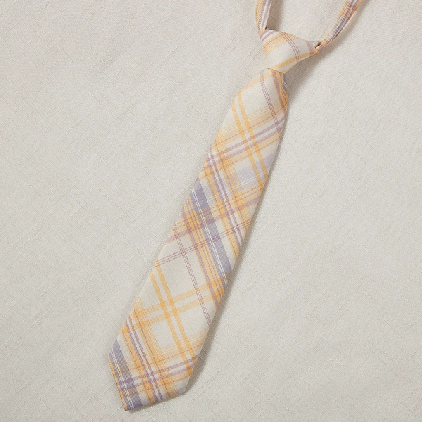 Lemon yellow tie