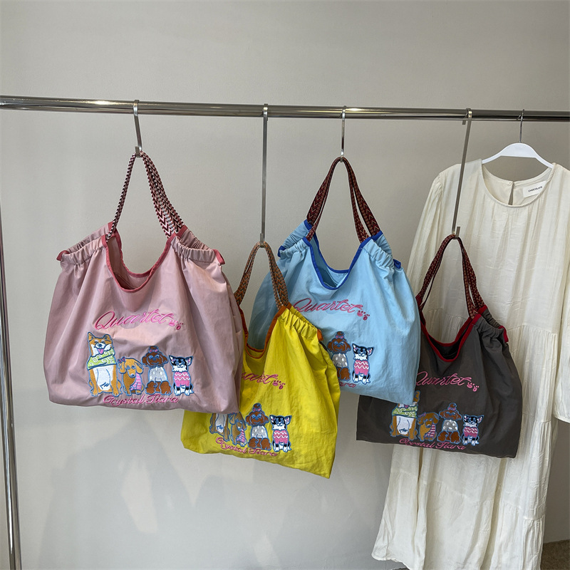 Bag for women 2024 summer new embroidered cute cartoon handbag, large capacity canvas shoulder tote bag_voghion.com