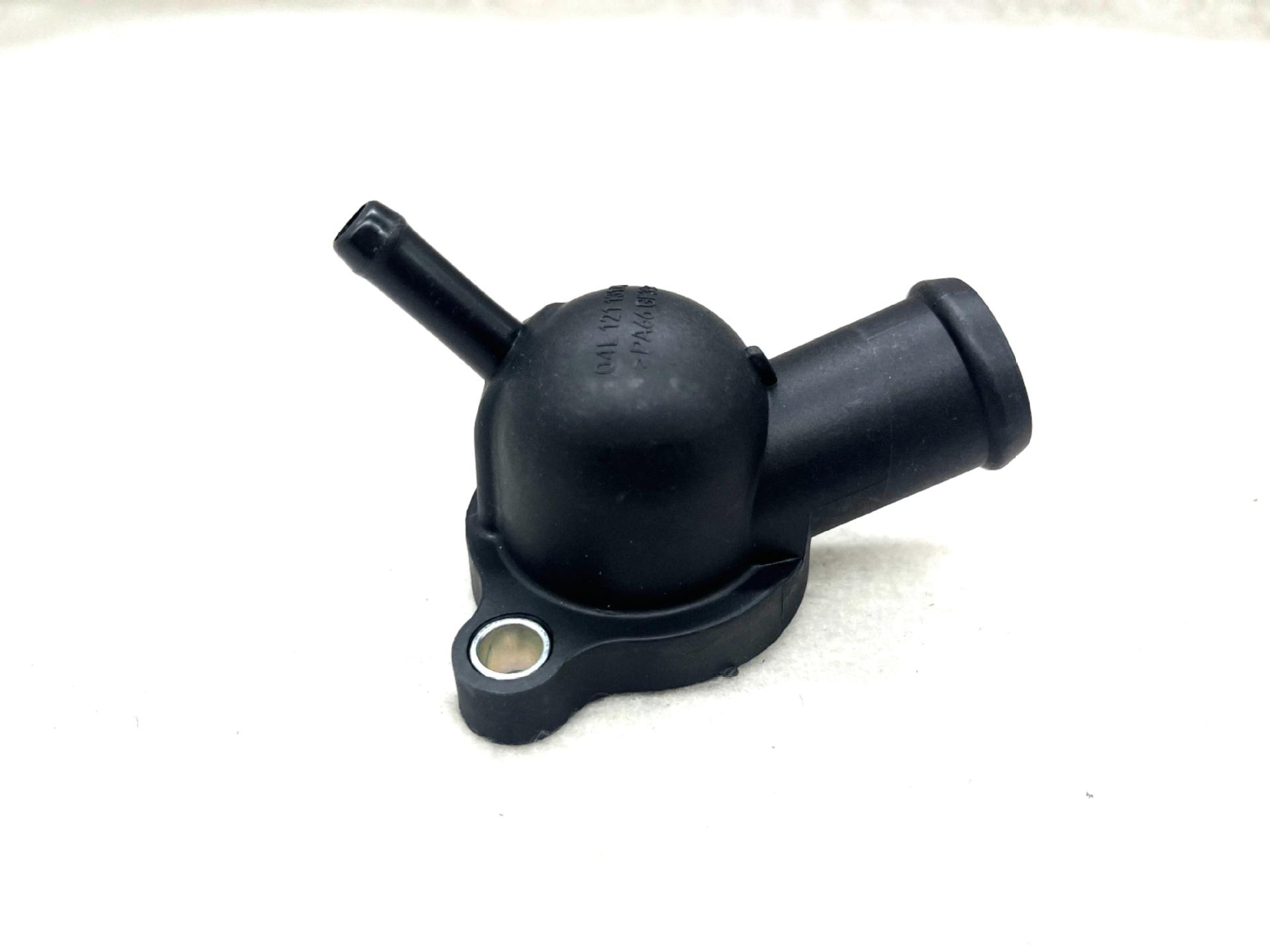 V-W A- UDI SE-AT 2.0TDI Coolant Thermostat Housing Flange 04L121131AB