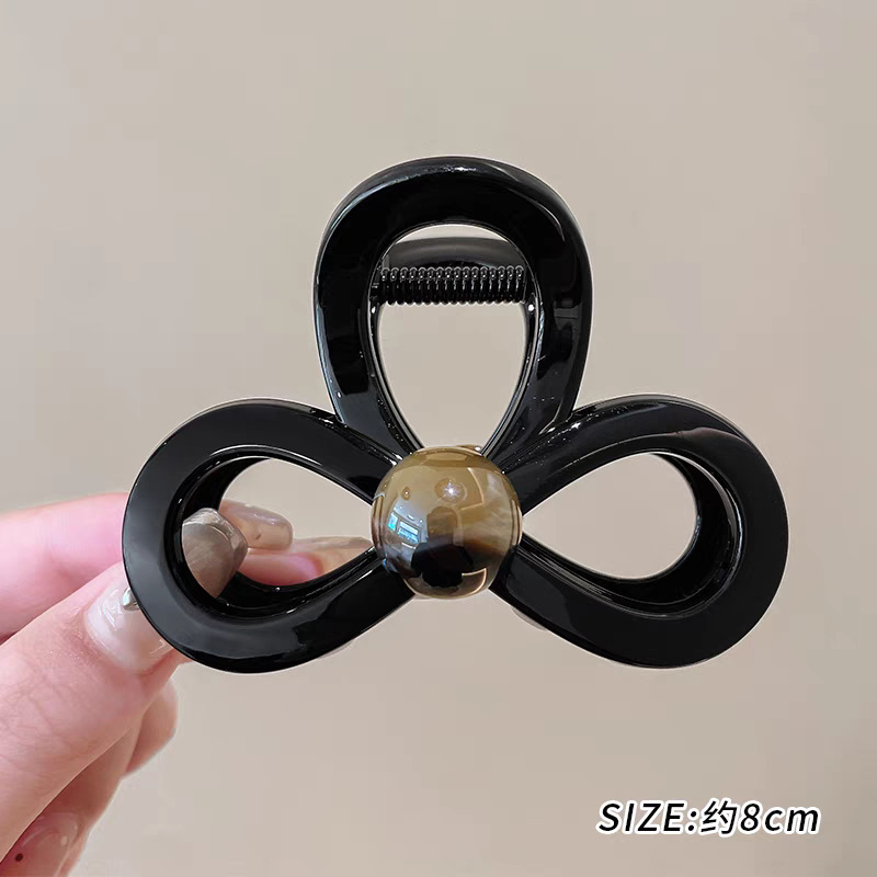 46#Bright black hollow 8-character 8cm hair grip