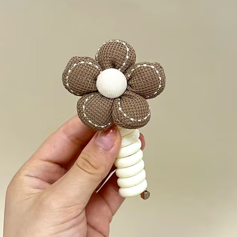 밀크 화이트 링 후크 라인 꽃