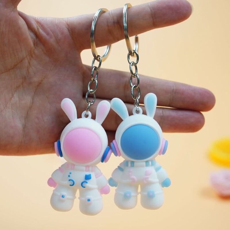 Wholesale Cartoon Space Rabbit Car Keychain Cute Creative Backpack Pendant Astronaut Bag Pendant Small Gift