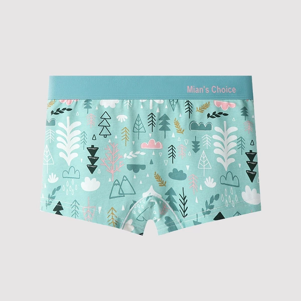 Pine leaf green