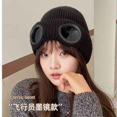 ファッションパイロットのゴーグルのニット帽