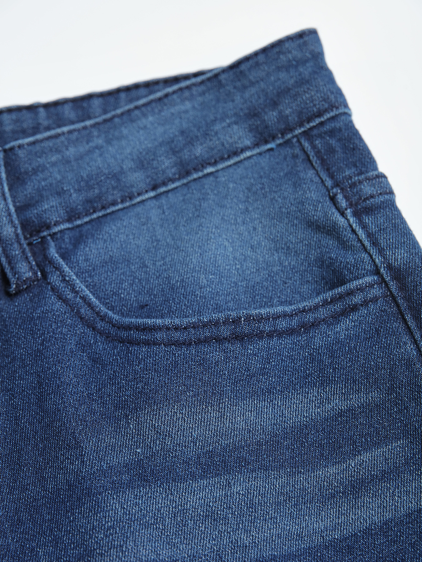 Europa y los Estados Unidos comercio exterior nueva tendencia de jeans de hombre Amazon delgado jeans elásticos pantalones de pie pequeño hombre