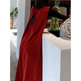 今年流行爆款慵懒显瘦裙子2026新款红色无袖露背绑带灯芯绒连衣裙
