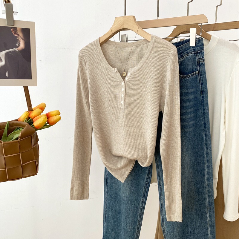 Special Offer with Free Shipping, No Returns or Exchanges, Soft and Skin-Friendly Base Shirt, Korean Style Small V-Neck Buttoned Ribbed Long-Sleeve Top 628