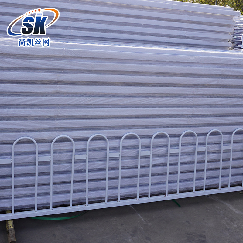 市政护栏厂家交通道路锌钢隔离京式护栏中央分隔带市政护栏景观