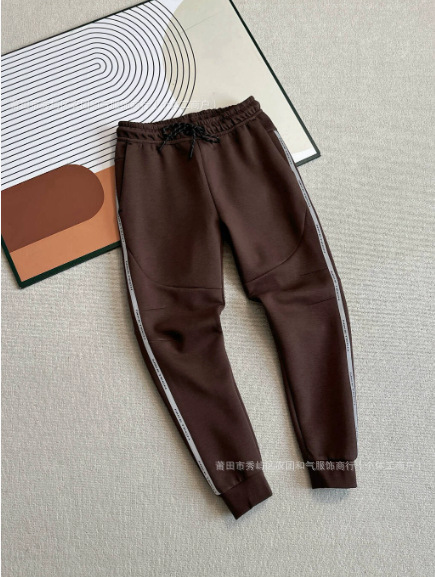 Mertra Tech Reflective Sweatpants Brown