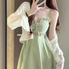 泳衣女2025新款夏连体显瘦保守裙式牛油果绿高级感性感泡温泉泳装