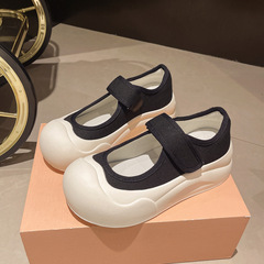 2024 Spring New Arrival: Stylish, Versatile White Sneakers with Chunky Soles—Niche Design Featuring Adjustable Velcro Straps