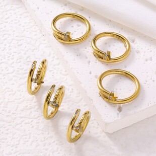�羳�䓾W�t�p����ӽ�ָ�����18K�𳱿�ָ�hŮ�߼��ٴ��Ʒ