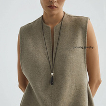 ��ƷС���OӋ�O��ˮ����Ȼ�ڬ�觵����L��Ů�߼����䵭�Lë���